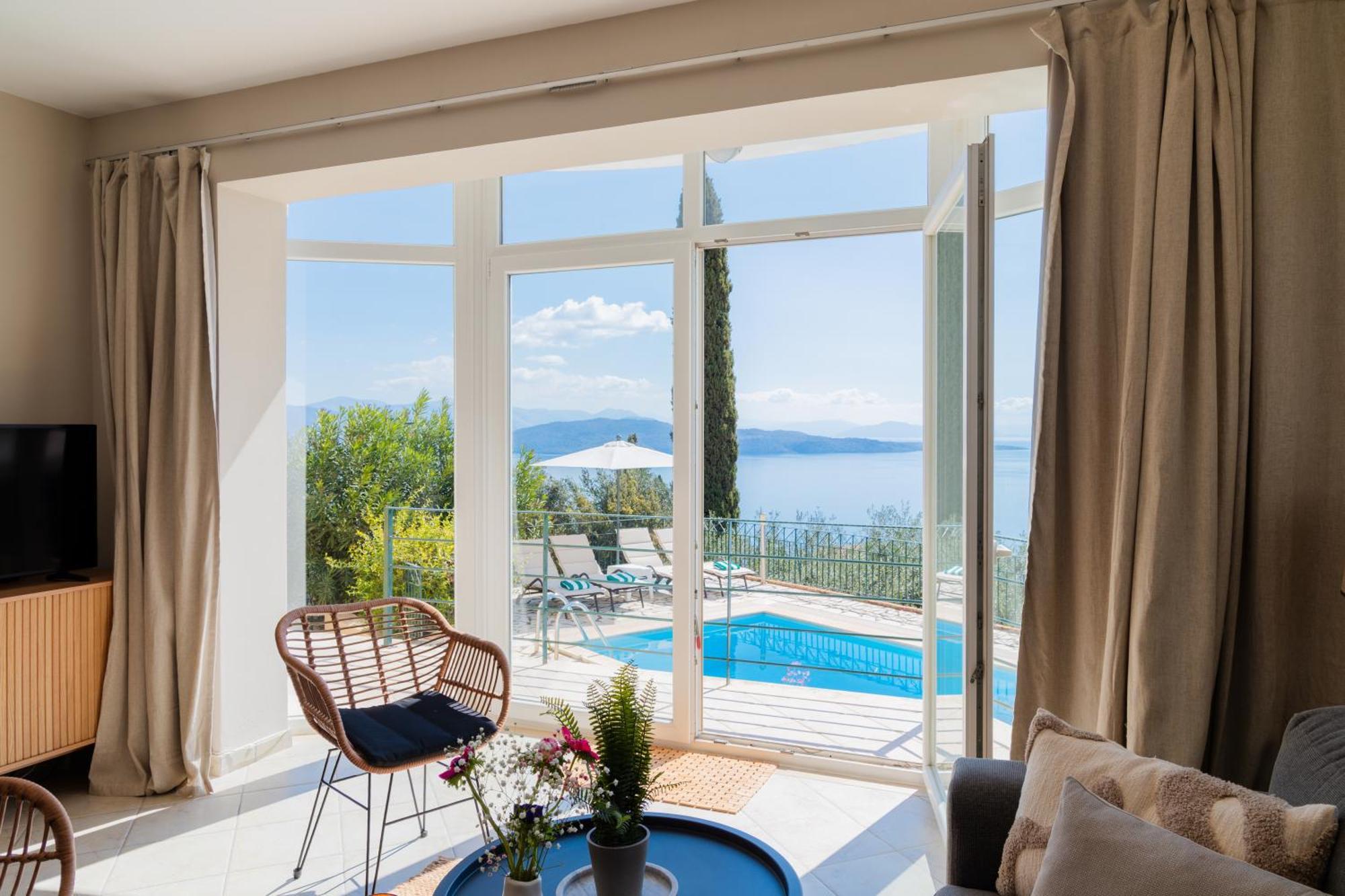 Seahorse Corfu Villa *